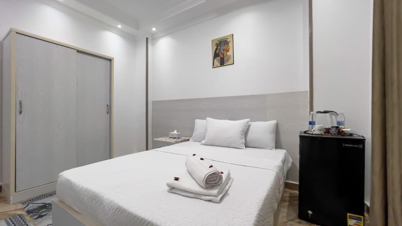Giza Pyramids Alaska Guest house Cairo