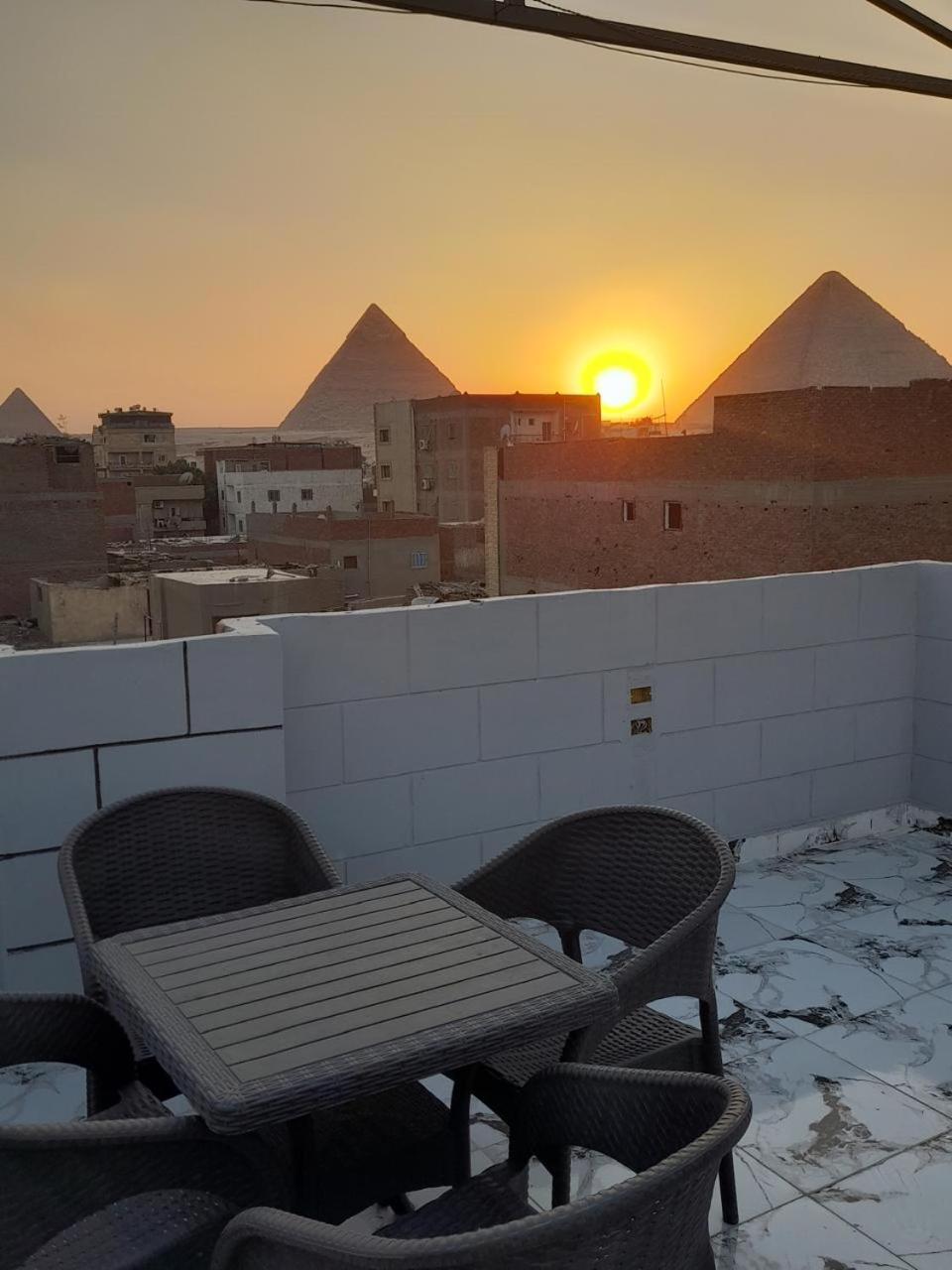 Giza Pyramids Alaska Guest house Cairo